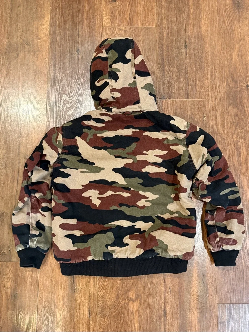 Vintage Walls Blizzard Pruf insulated camo work jacket kids size XL